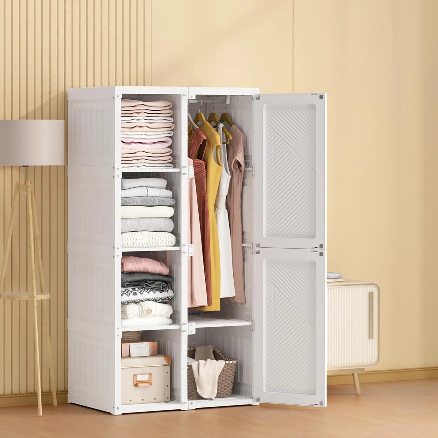 FEEOHOME Pliable Armoire Plastique, avec 6 Compartiments et 1 Tringle à Vêtements, Armoire de Chambre à Coucher avec Portes magnétiques, Couloir